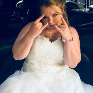 Meet your Posher, Alexis